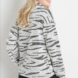 Maurice’s Zebra Sherpa Sweatshirt. Size XS